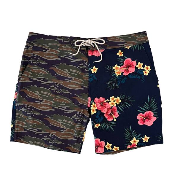 NWT J. Crew Men's Green Camo/Floral Print 7" Breaker Stretch Board Shorts -SZ 32 - Picture 1 of 10